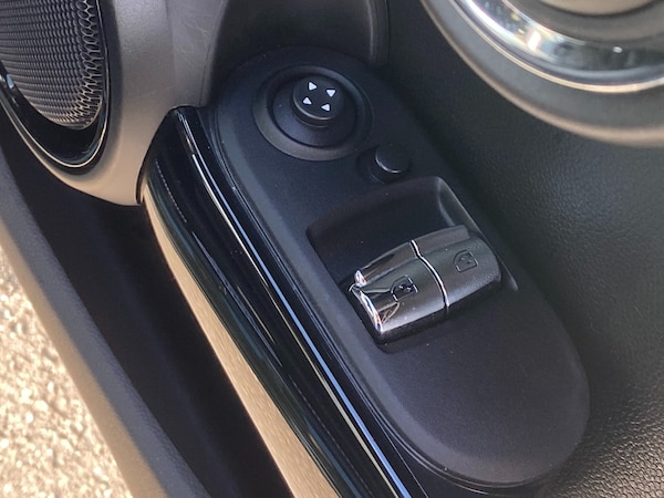 Used MINI Hatch 2018 for sale - 76345110: Photo 34