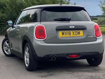 Used MINI Hatch 2018 for sale - 74894469: Photo