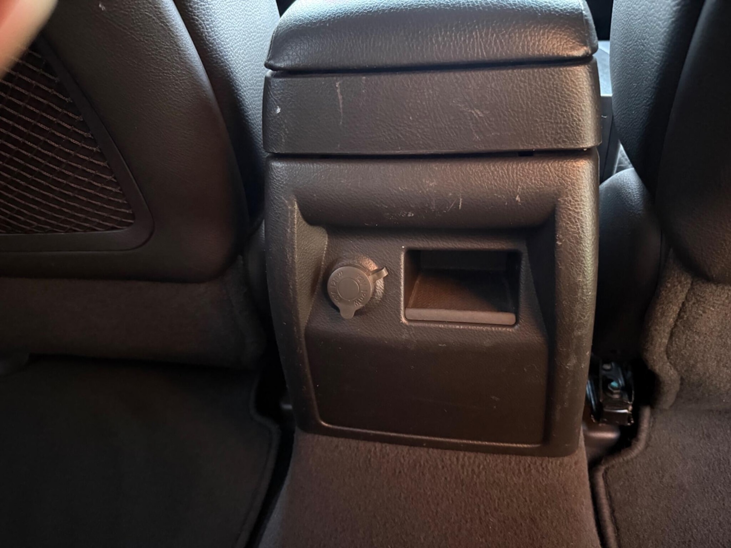 Used Hyundai Santa Fe 2012 for sale - 77155383: Photo 47