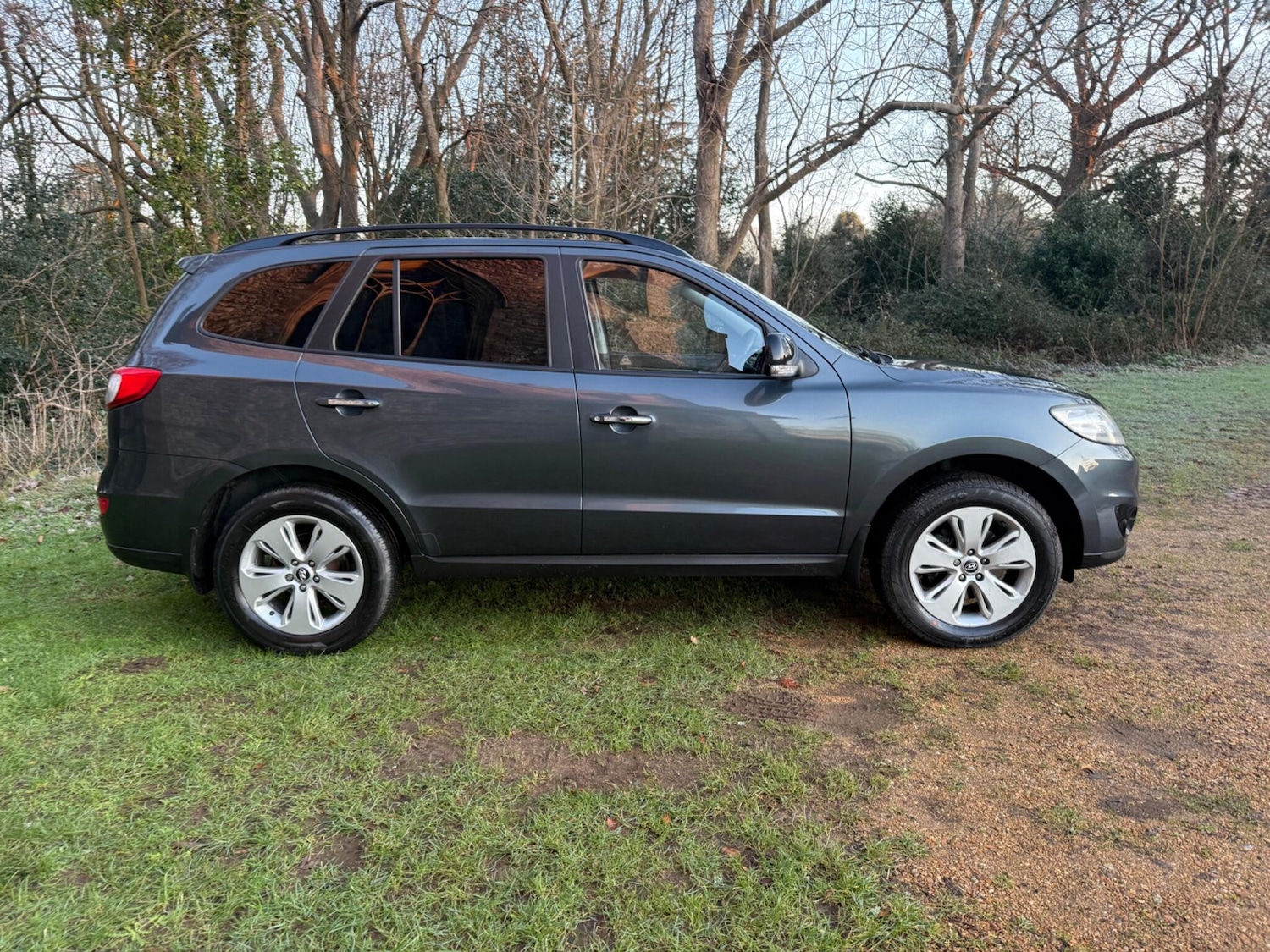 Used Hyundai Santa Fe 2012 for sale - 77155383: Photo 5