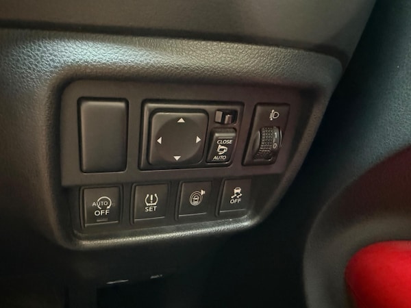 Used Nissan Juke 2016 for sale - 76314872: Photo 40