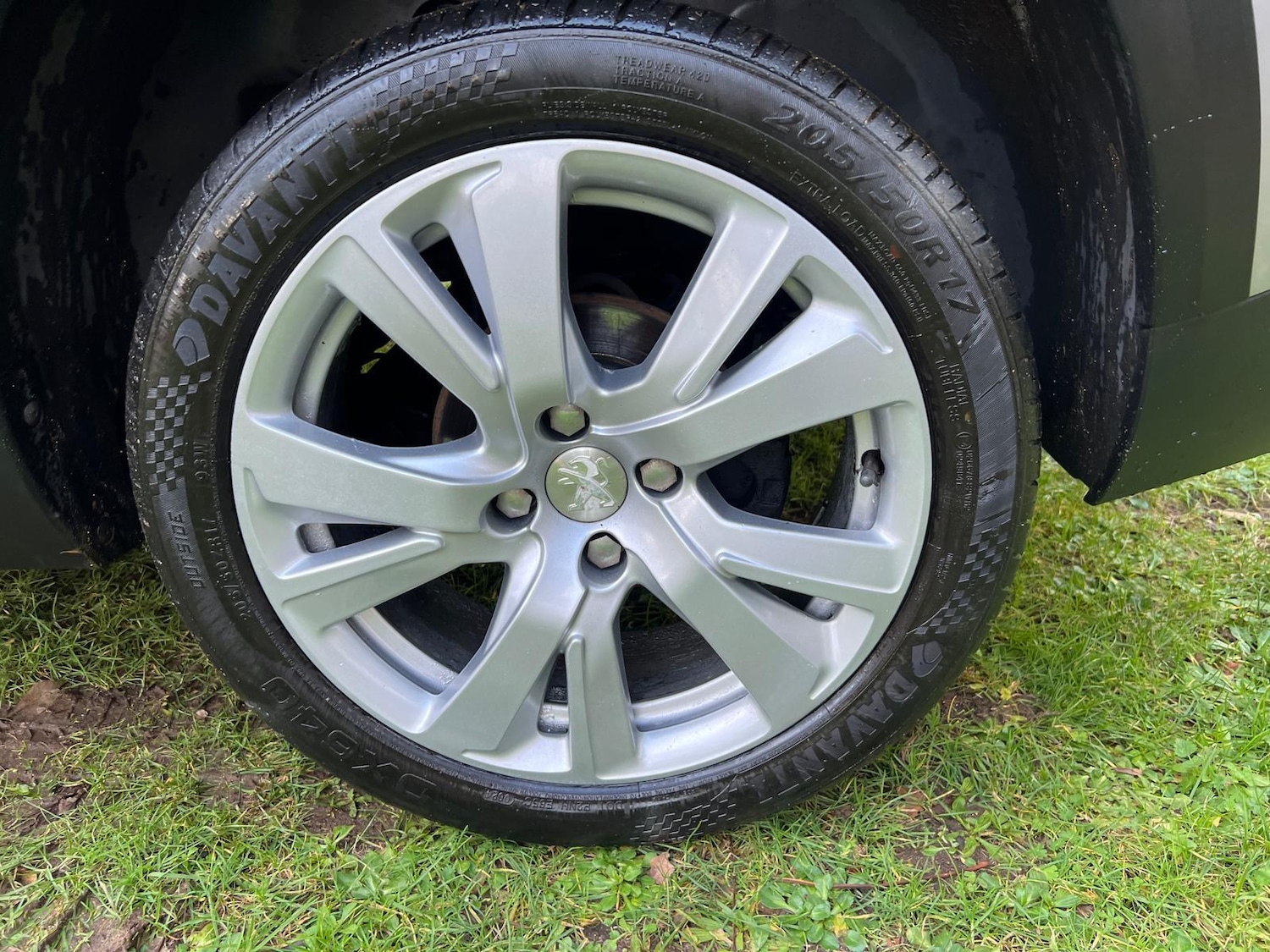 Used Peugeot 2008 2017 for sale - 77237828: Photo 17