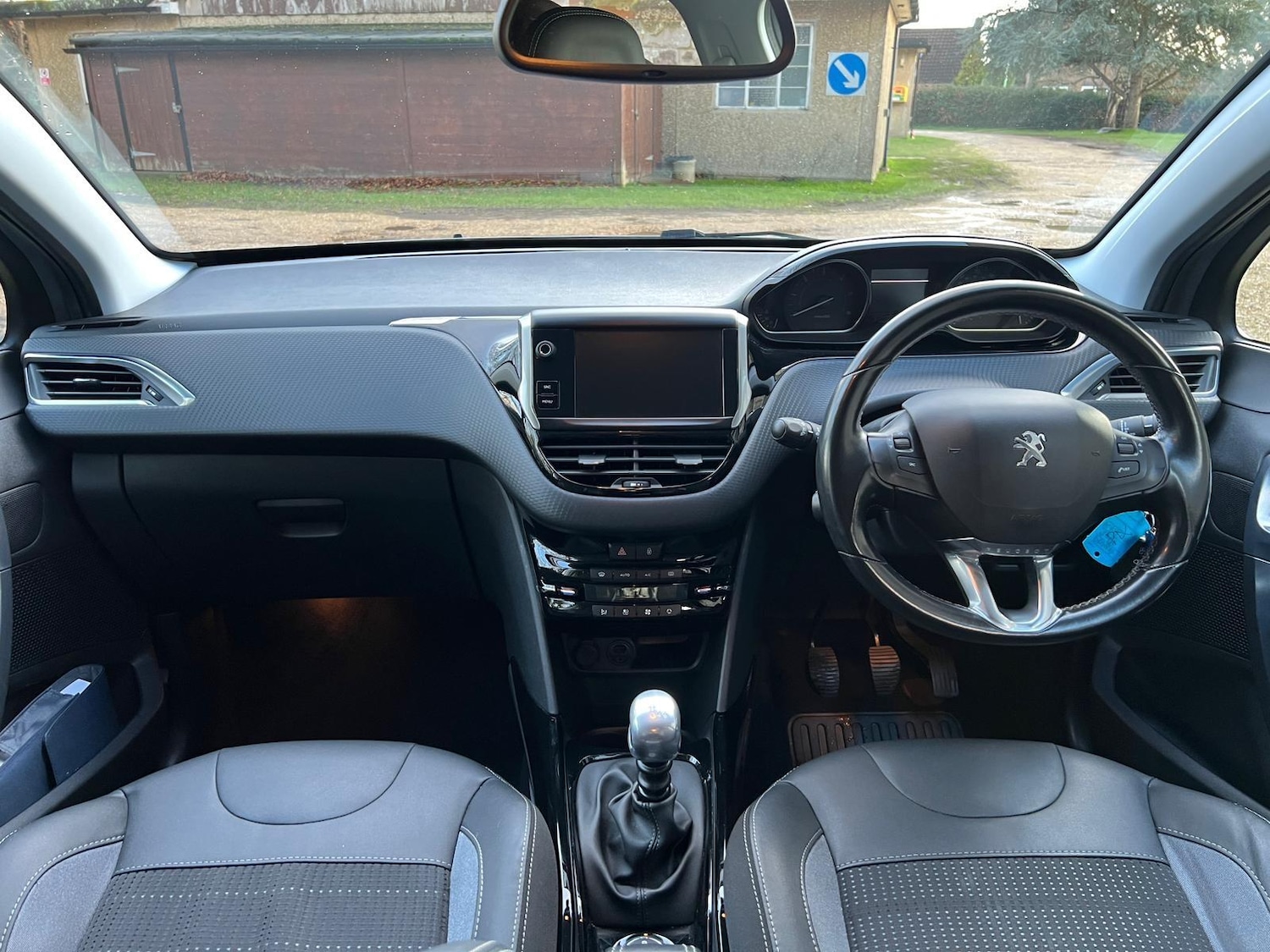 Used Peugeot 2008 2017 for sale - 77237828: Photo 20