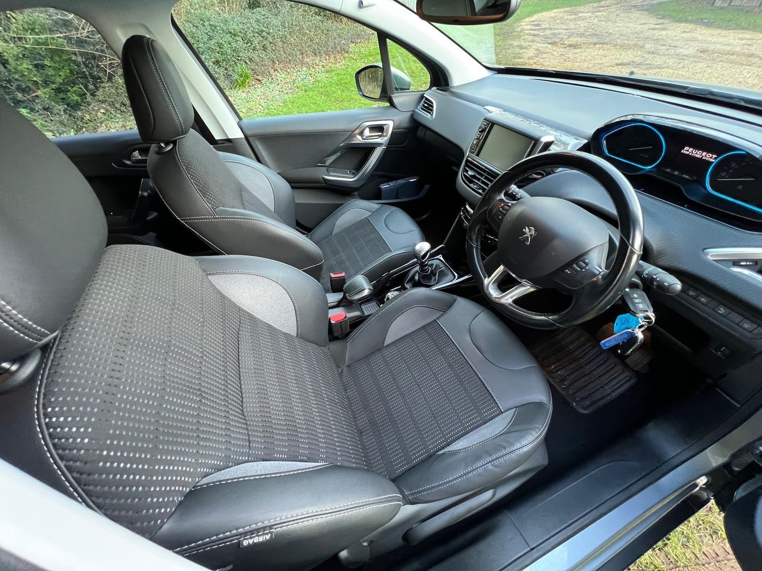 Used Peugeot 2008 2017 for sale - 77237828: Photo 22