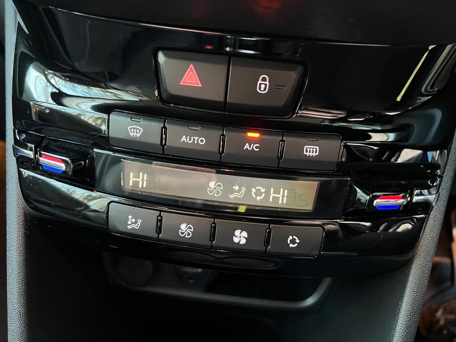 Used Peugeot 2008 2017 for sale - 77237828: Photo 42