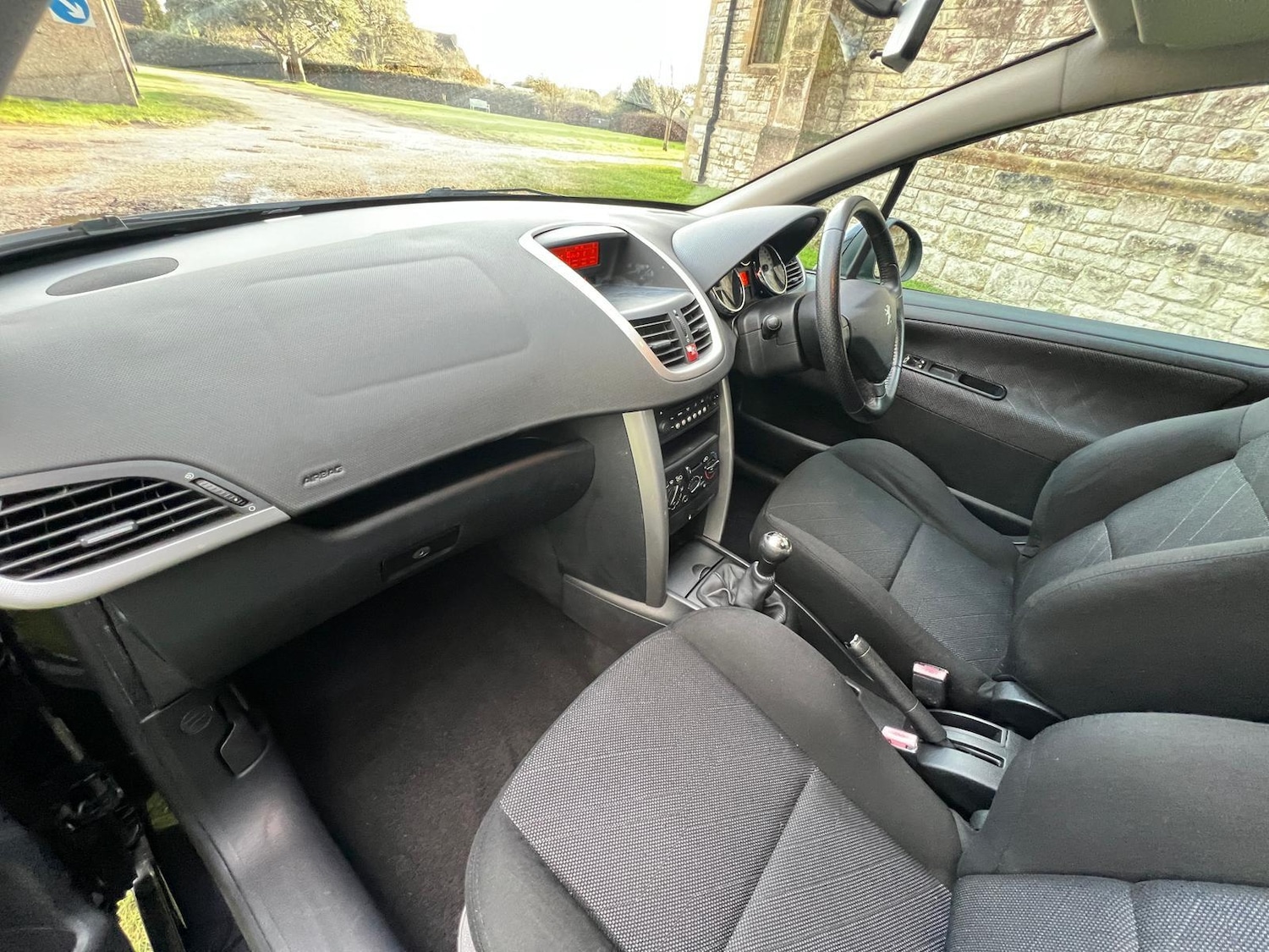 Used Peugeot 207 2007 for sale - 77238095: Photo 23