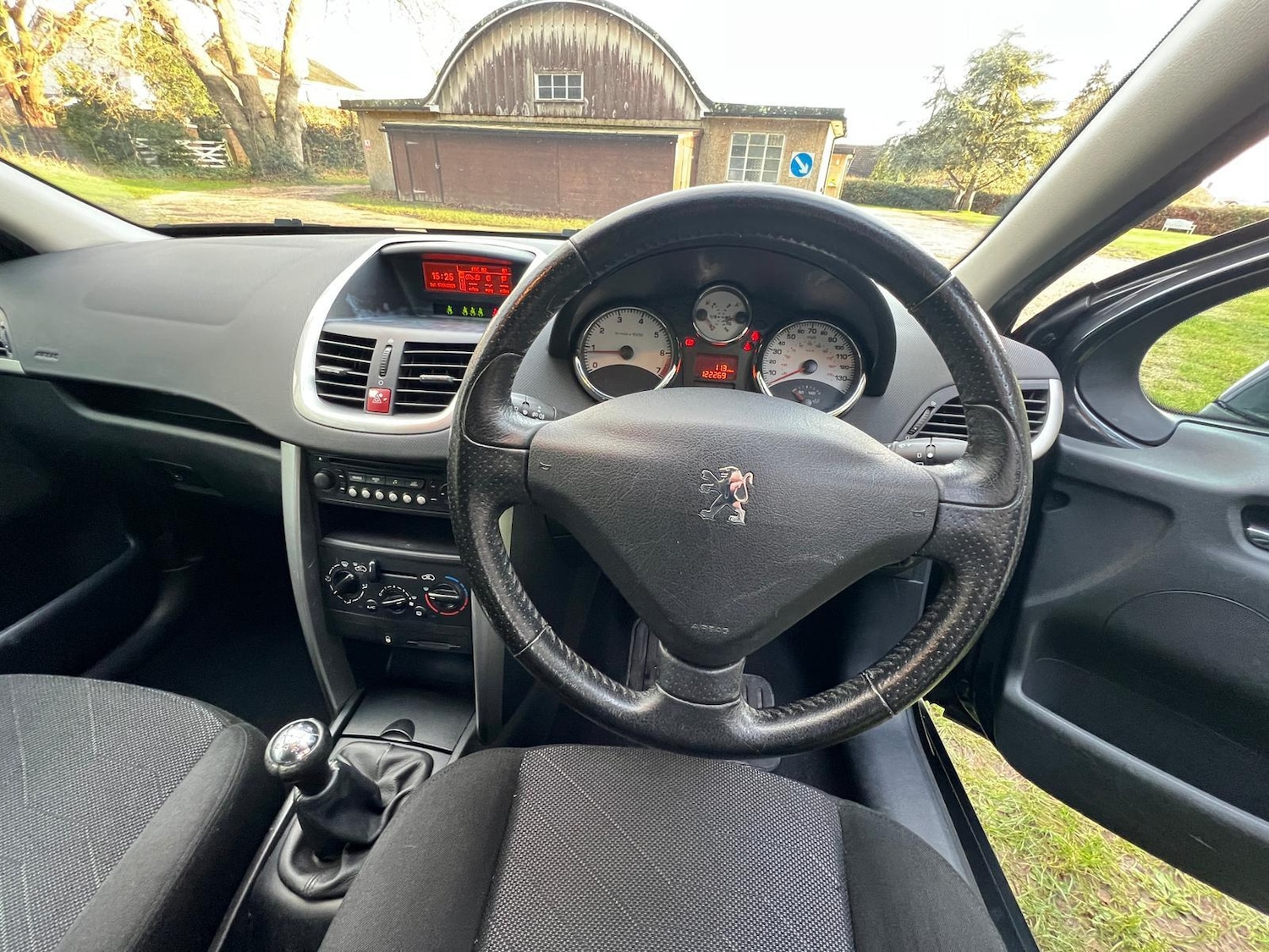 Used Peugeot 207 2007 for sale - 77238095: Photo 26