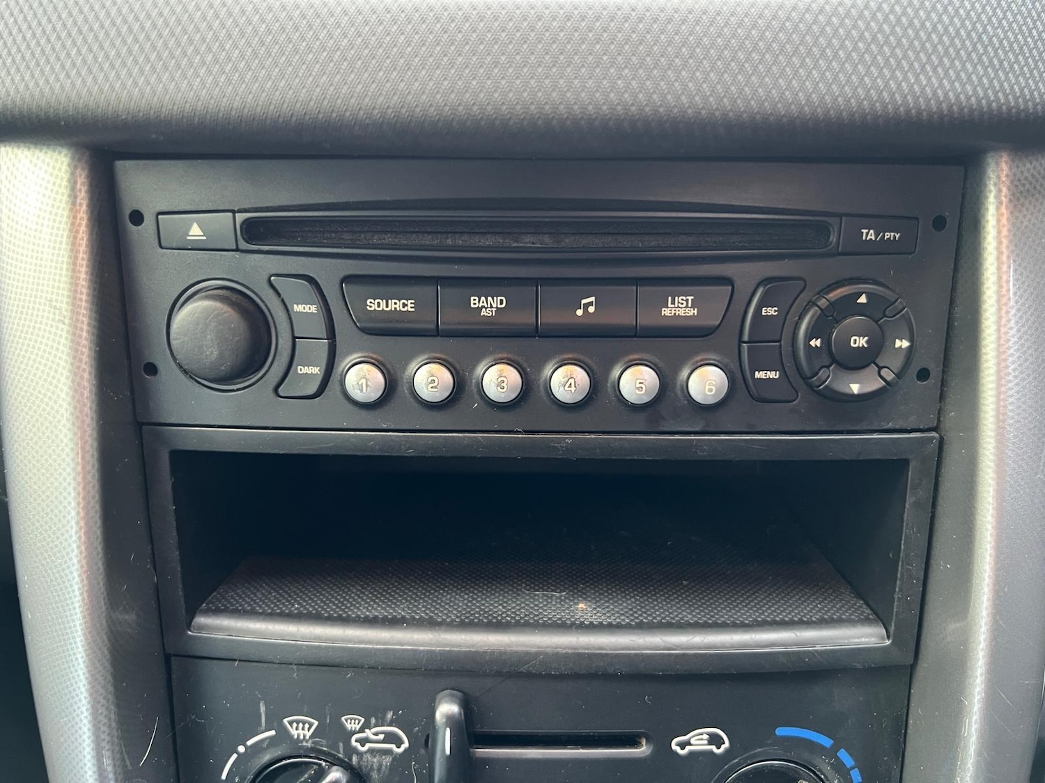 Used Peugeot 207 2007 for sale - 77238095: Photo 34