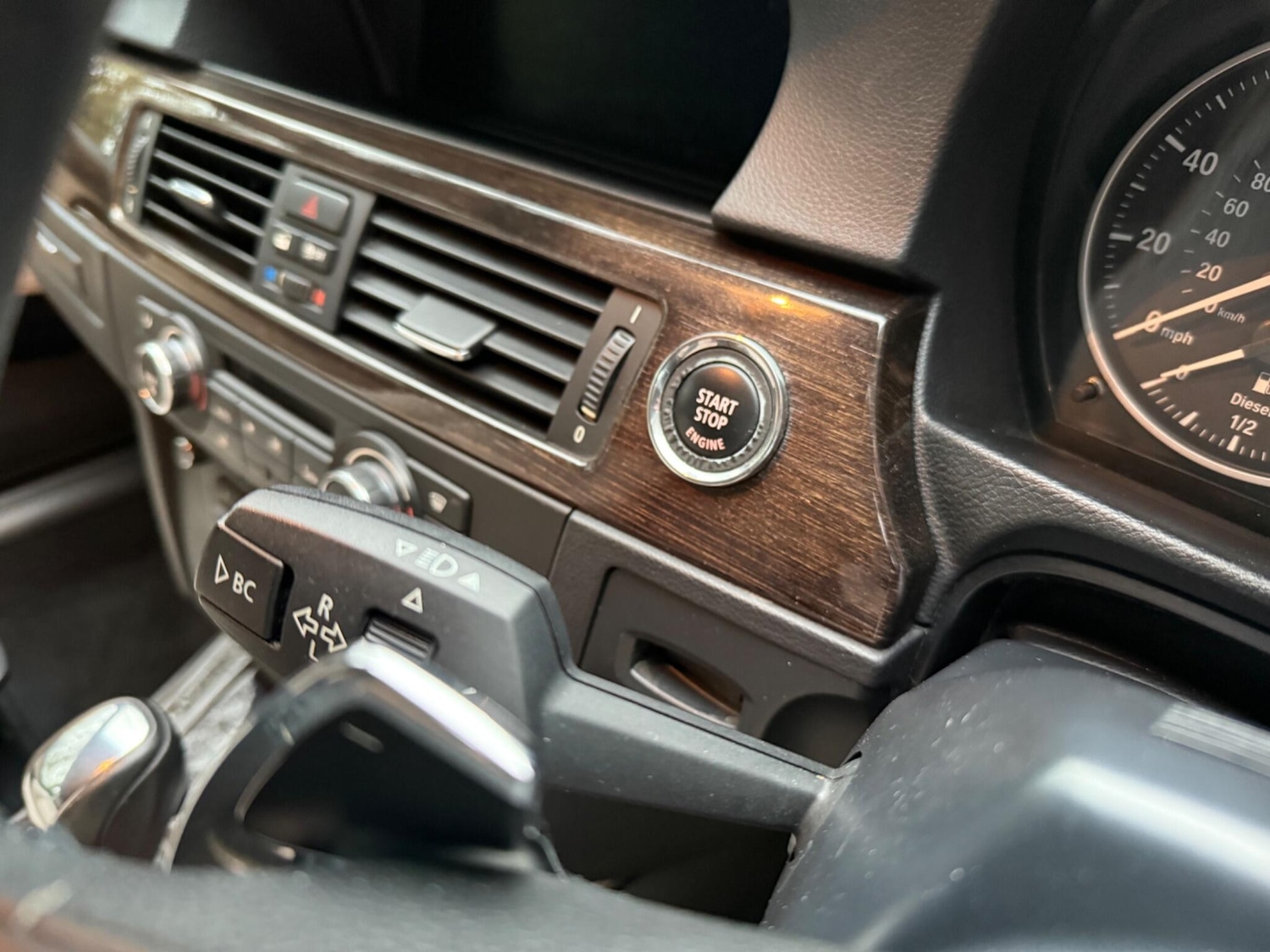 Used BMW 3 Series 2012 for sale - 76887232: Photo 39