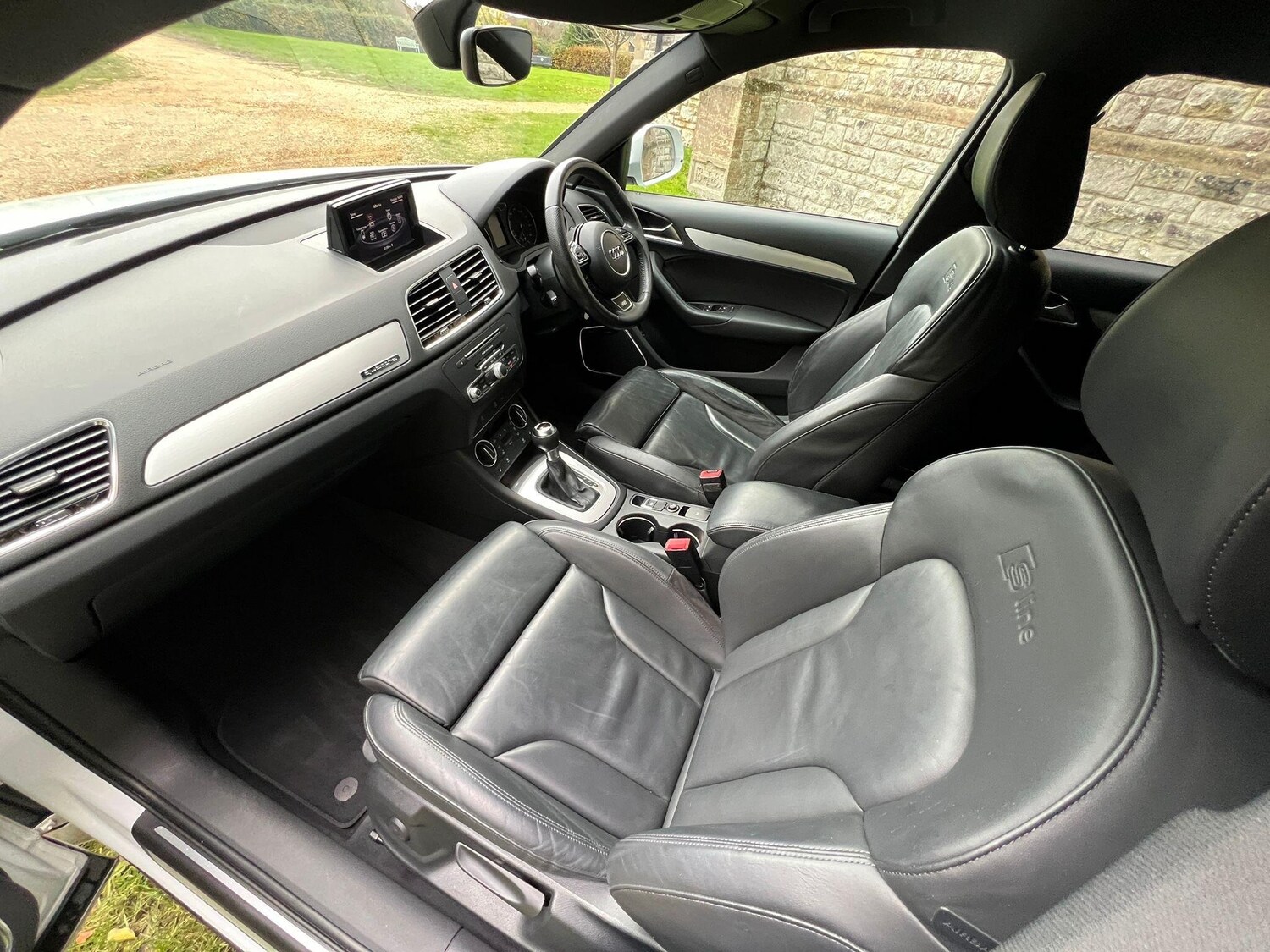 Used Audi Q3 2016 for sale - 76597340: Photo 24