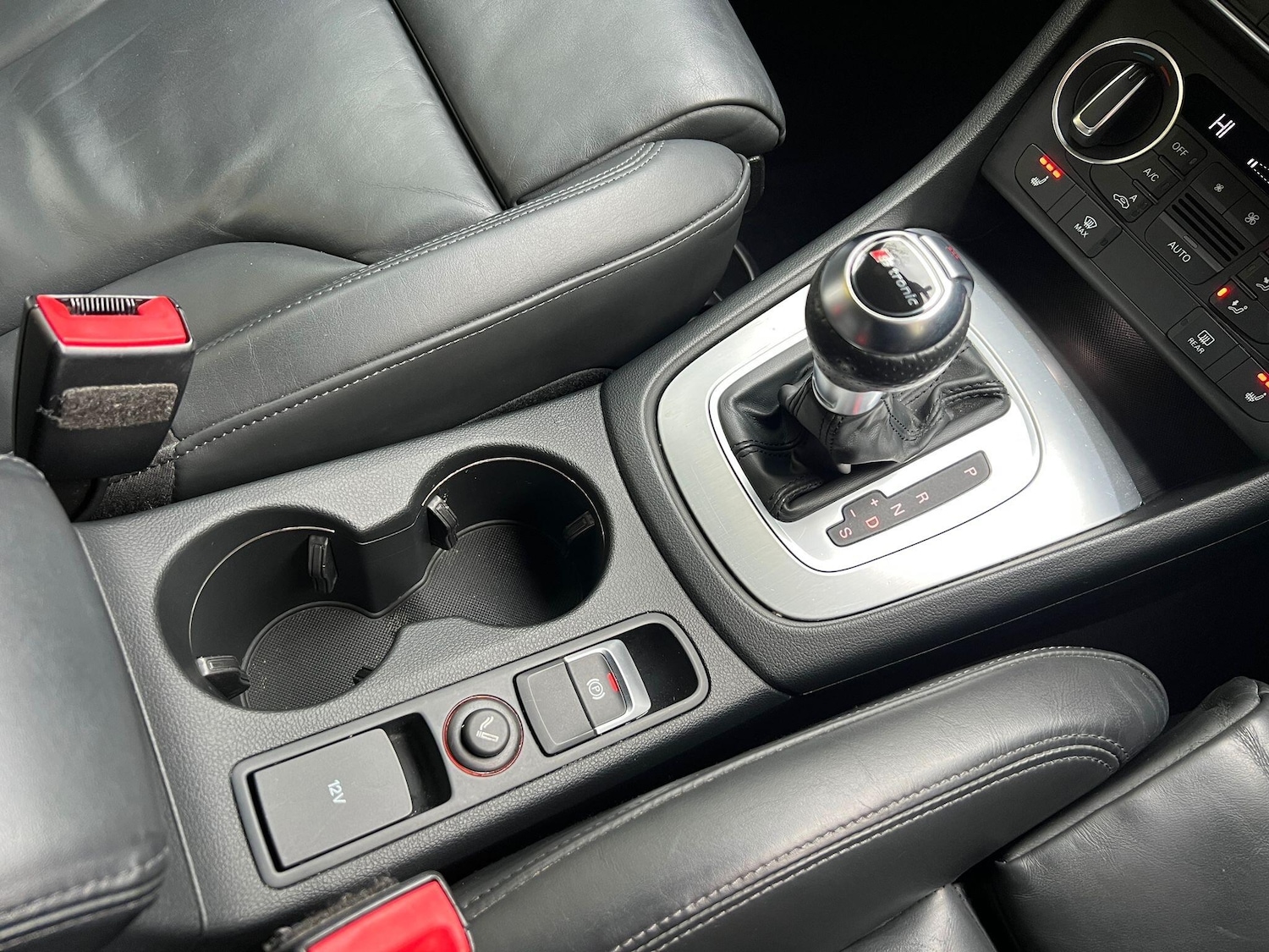 Used Audi Q3 2016 for sale - 76597340: Photo 31