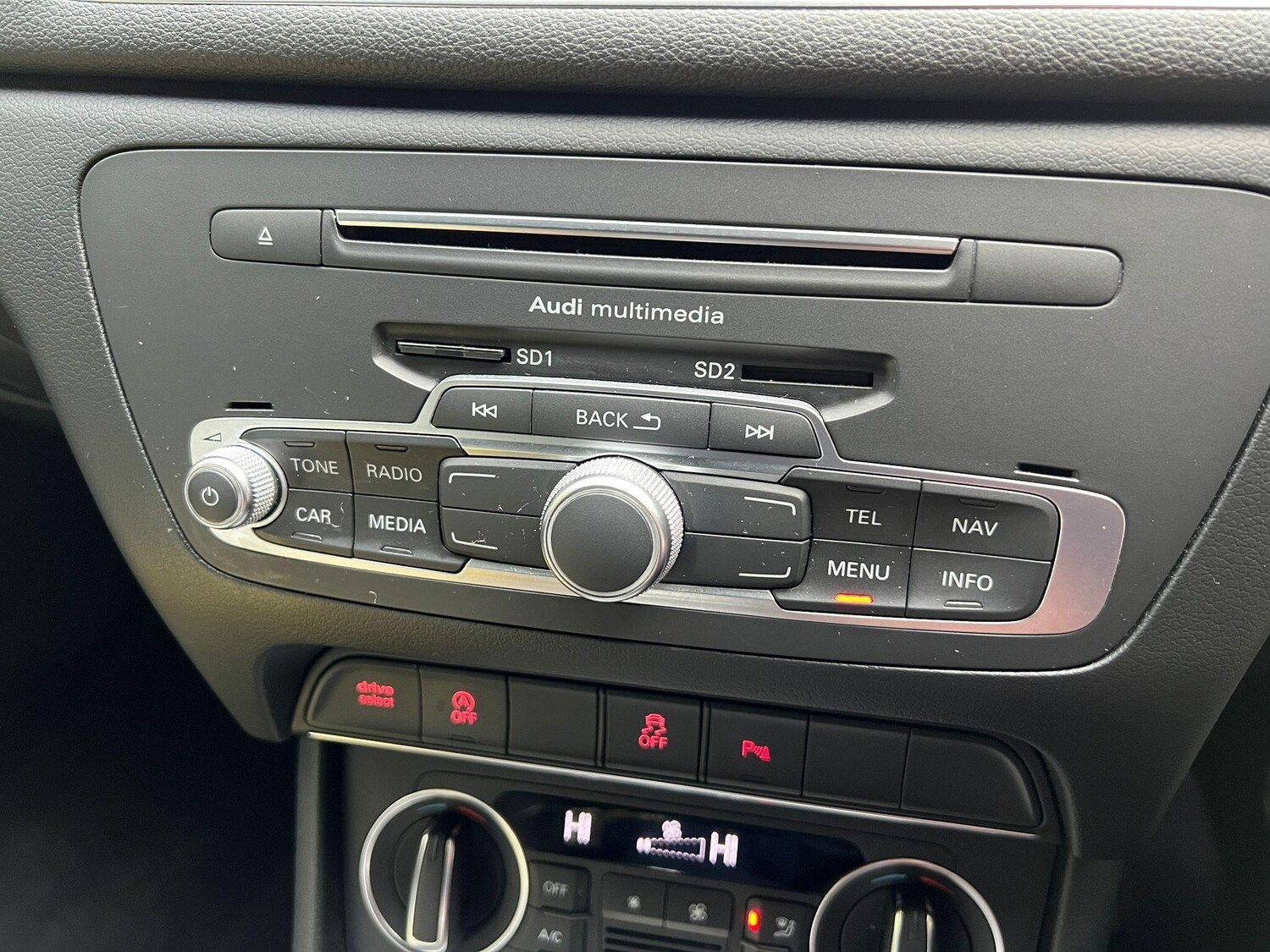 Used Audi Q3 2016 for sale - 76597340: Photo 42