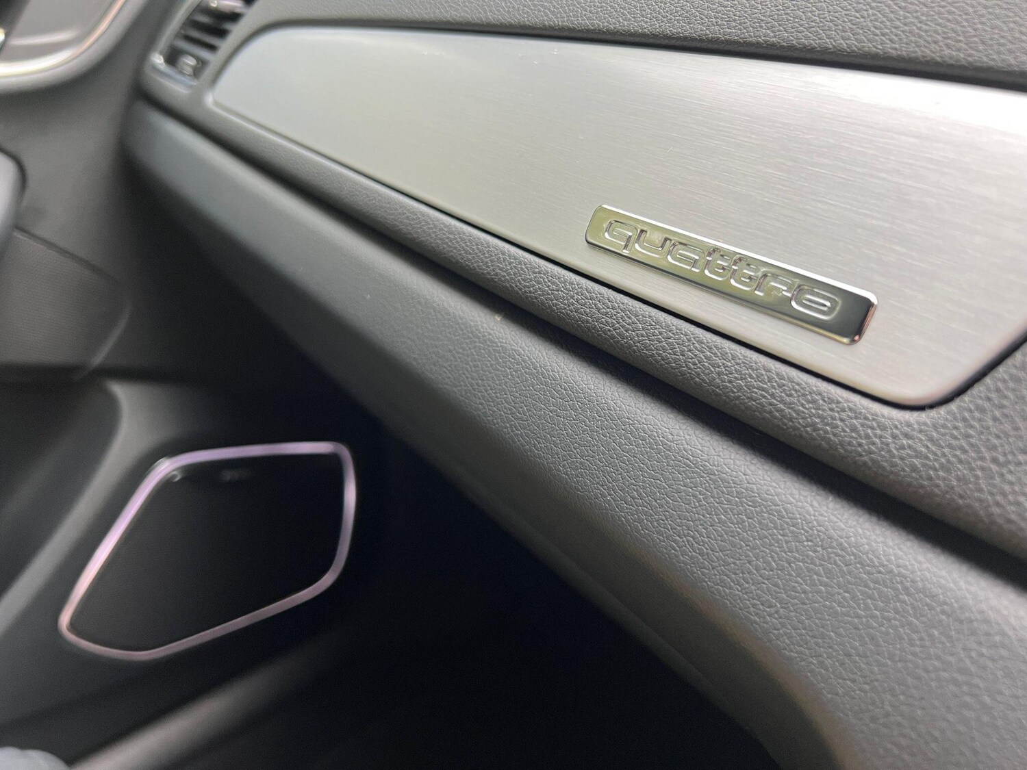 Used Audi Q3 2016 for sale - 76597340: Photo 47