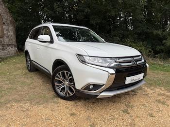 Mitsubishi - Outlander