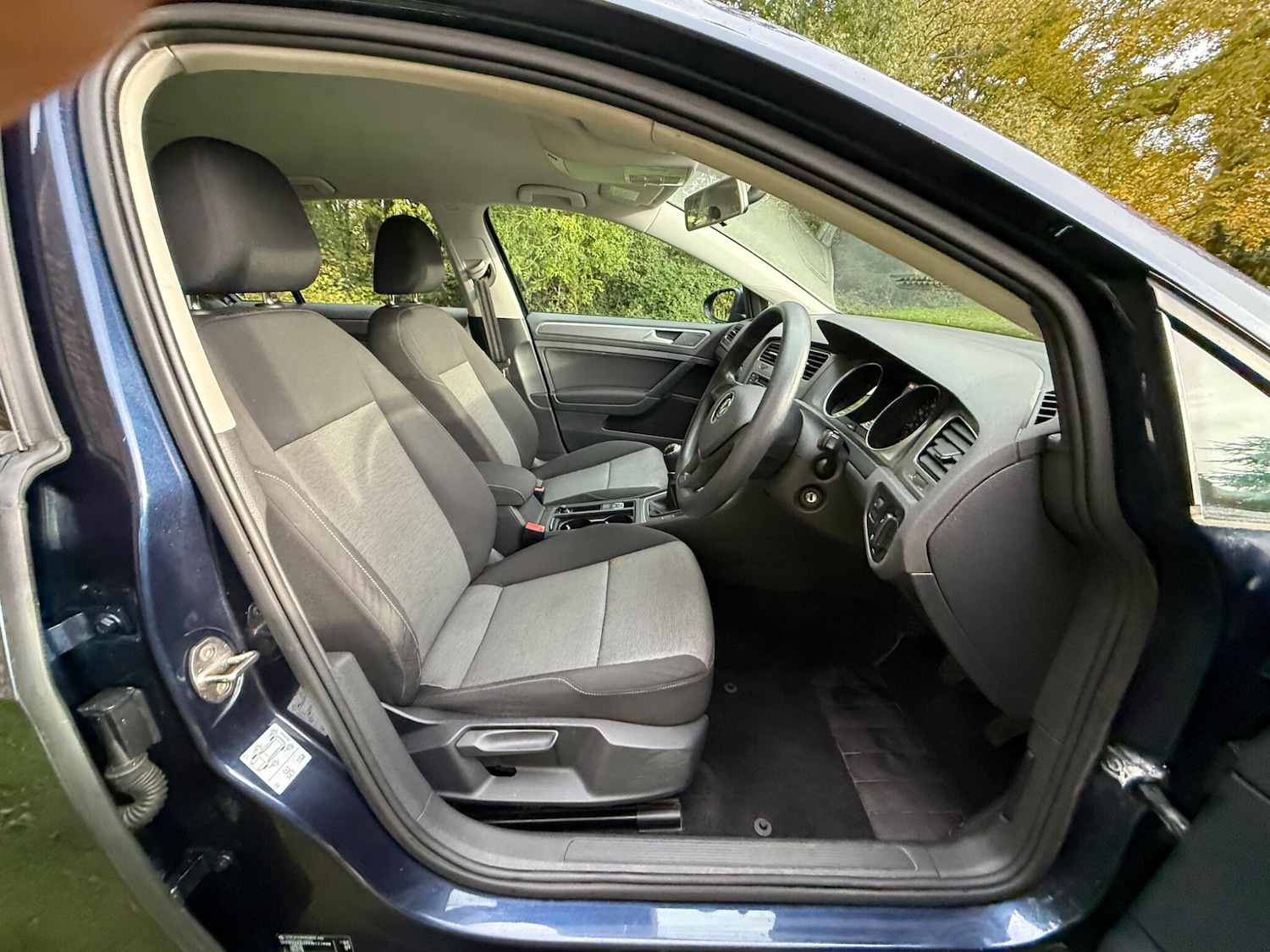 Used Volkswagen Golf 2013 for sale - 76457142: Photo 19