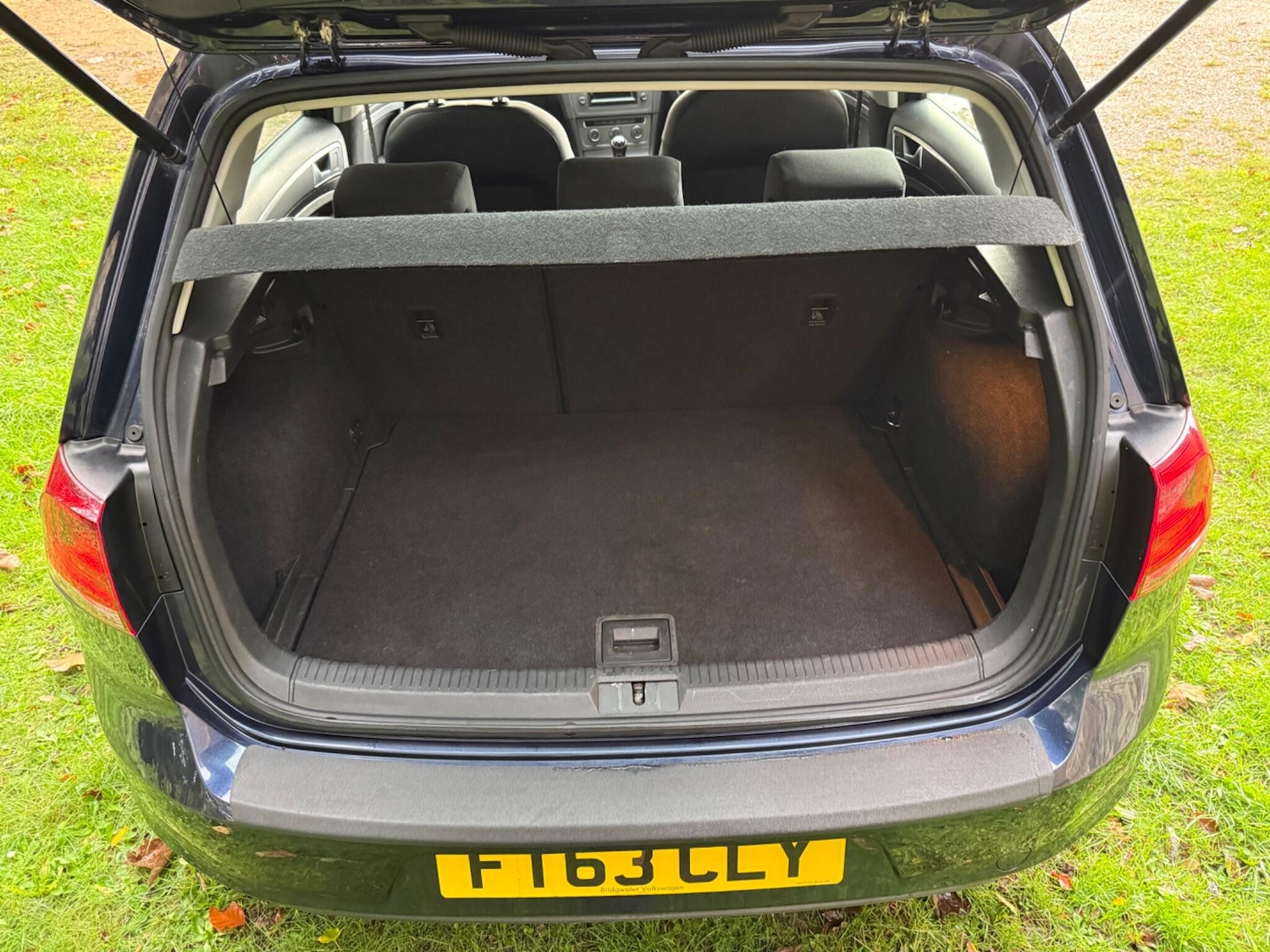 Used Volkswagen Golf 2013 for sale - 76457142: Photo 28