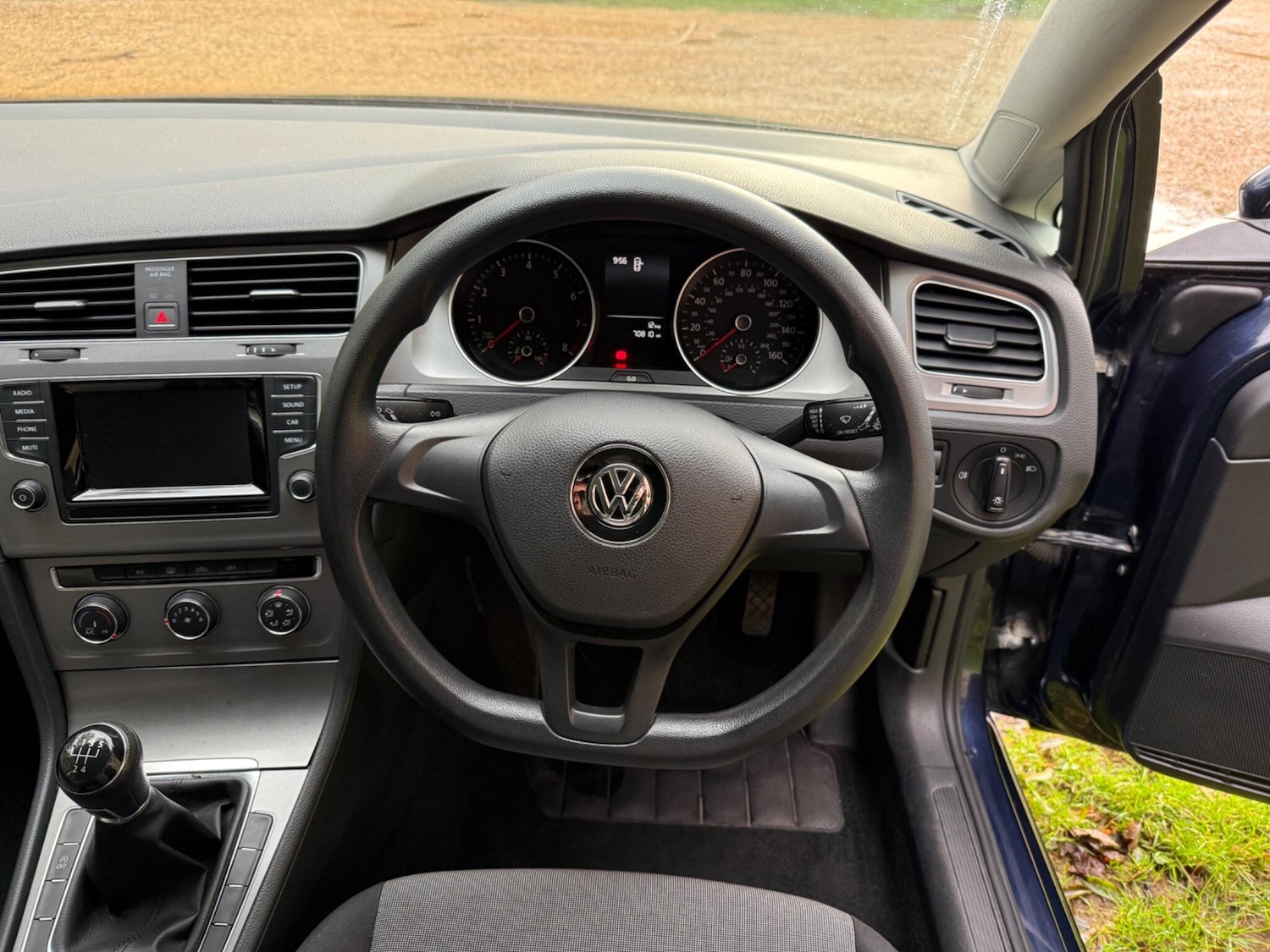 Used Volkswagen Golf 2013 for sale - 76457142: Photo 30