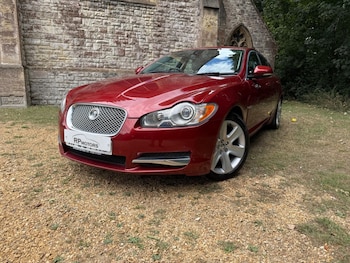Used Jaguar XF 2010 for sale - 75658700: Photo