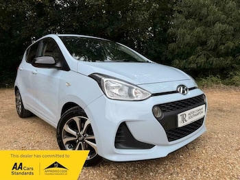 Used Hyundai i10 2019 for sale - 79425801: Photo