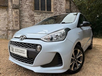 Used Hyundai i10 2019 for sale - 79425801: Photo