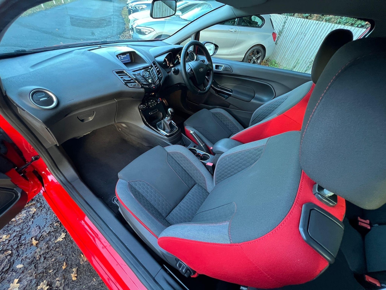 Used Ford Fiesta 2016 for sale - 76512800: Photo 22