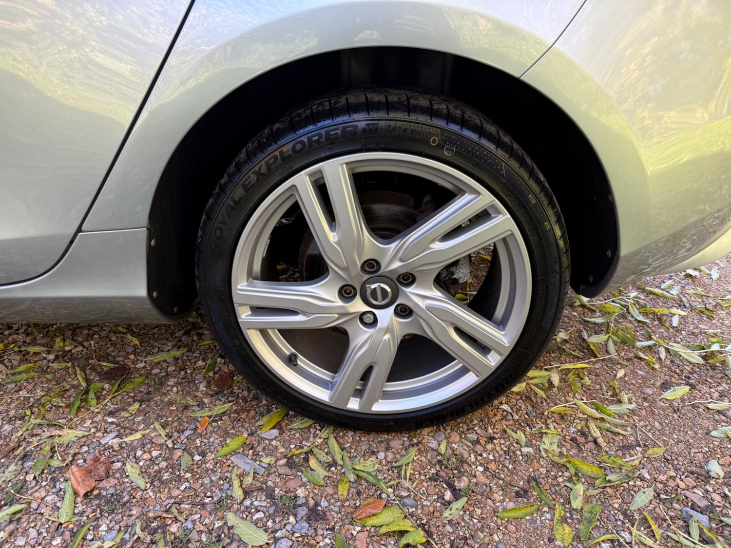 Used Volvo V40 2016 for sale - 76658167: Photo 13