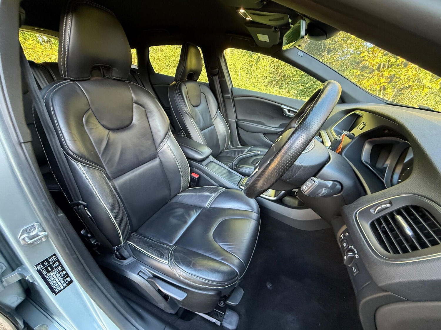 Used Volvo V40 2016 for sale - 76658167: Photo 20