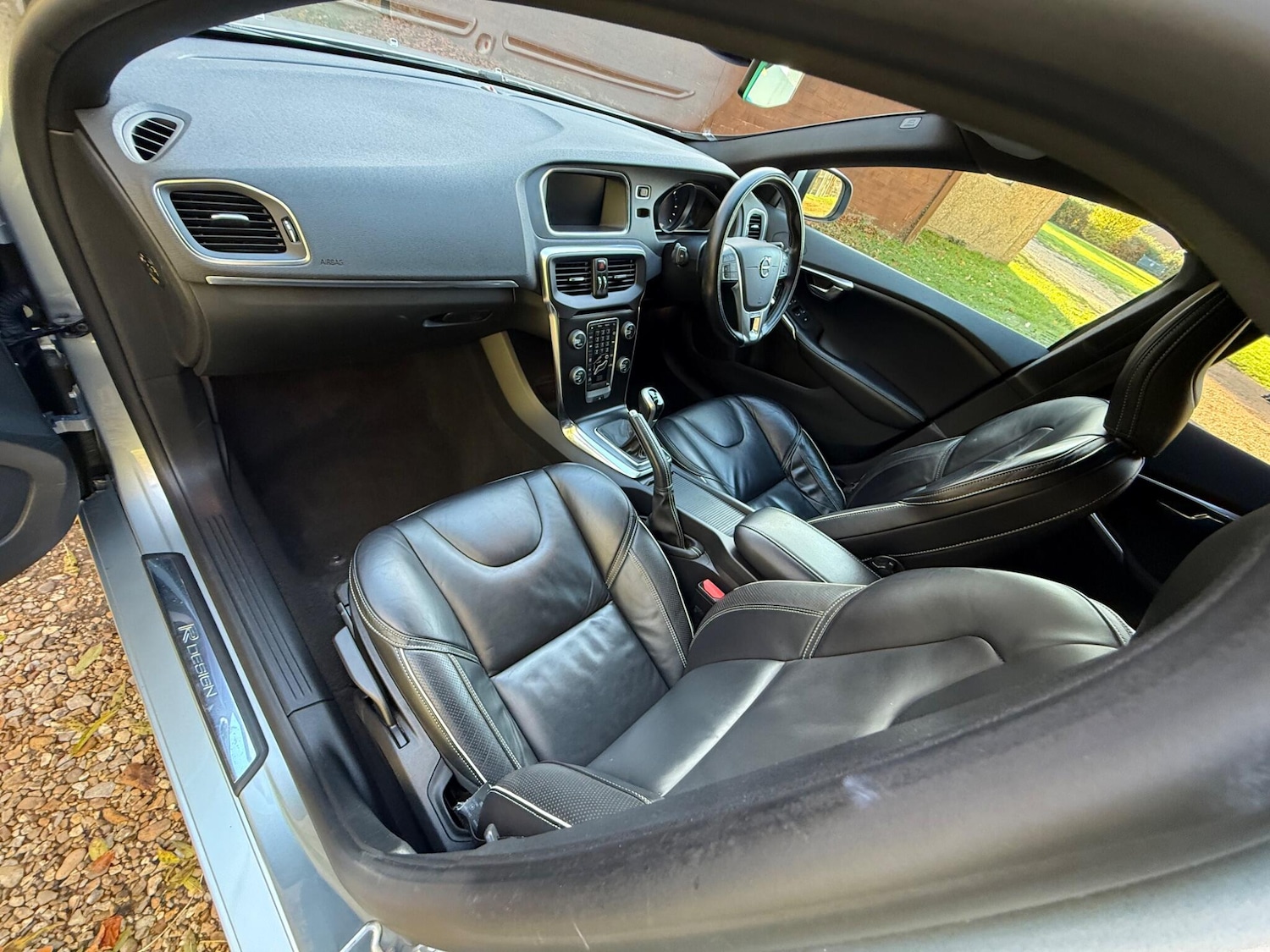 Used Volvo V40 2016 for sale - 76658167: Photo 21