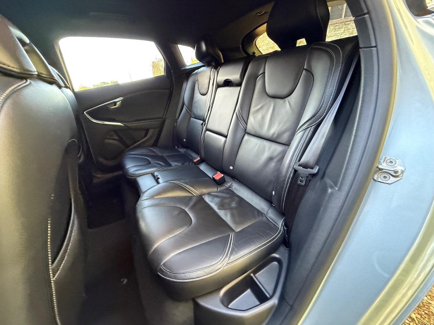 Used Volvo V40 2016 for sale - 76658167: Photo 26