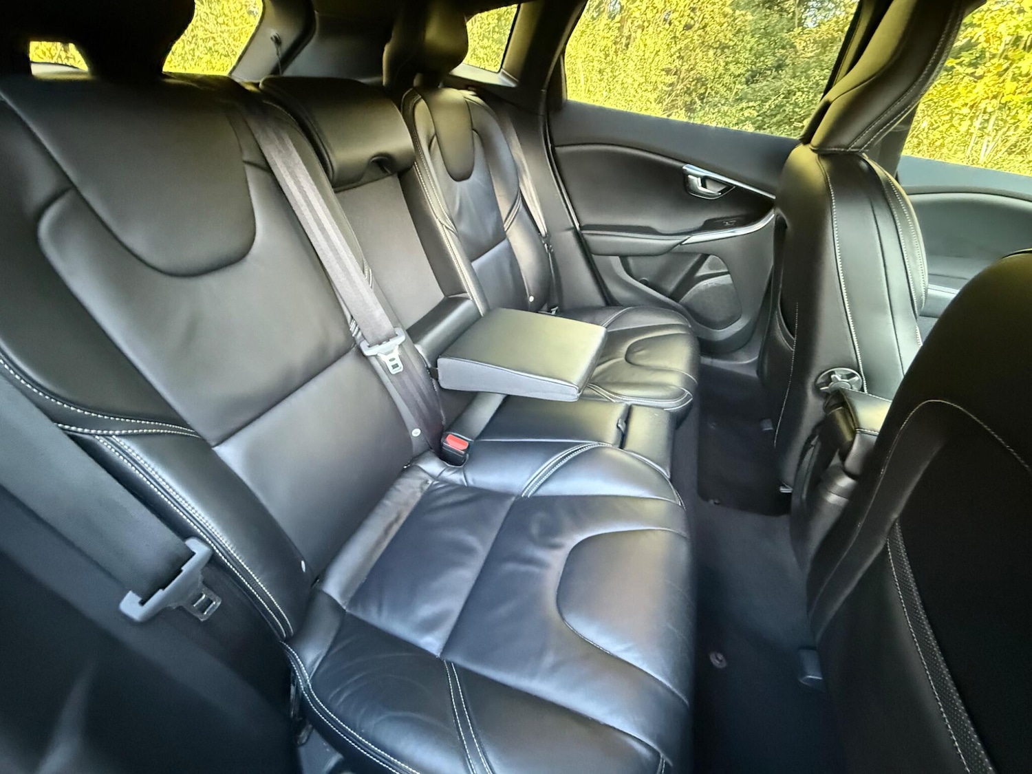 Used Volvo V40 2016 for sale - 76658167: Photo 28