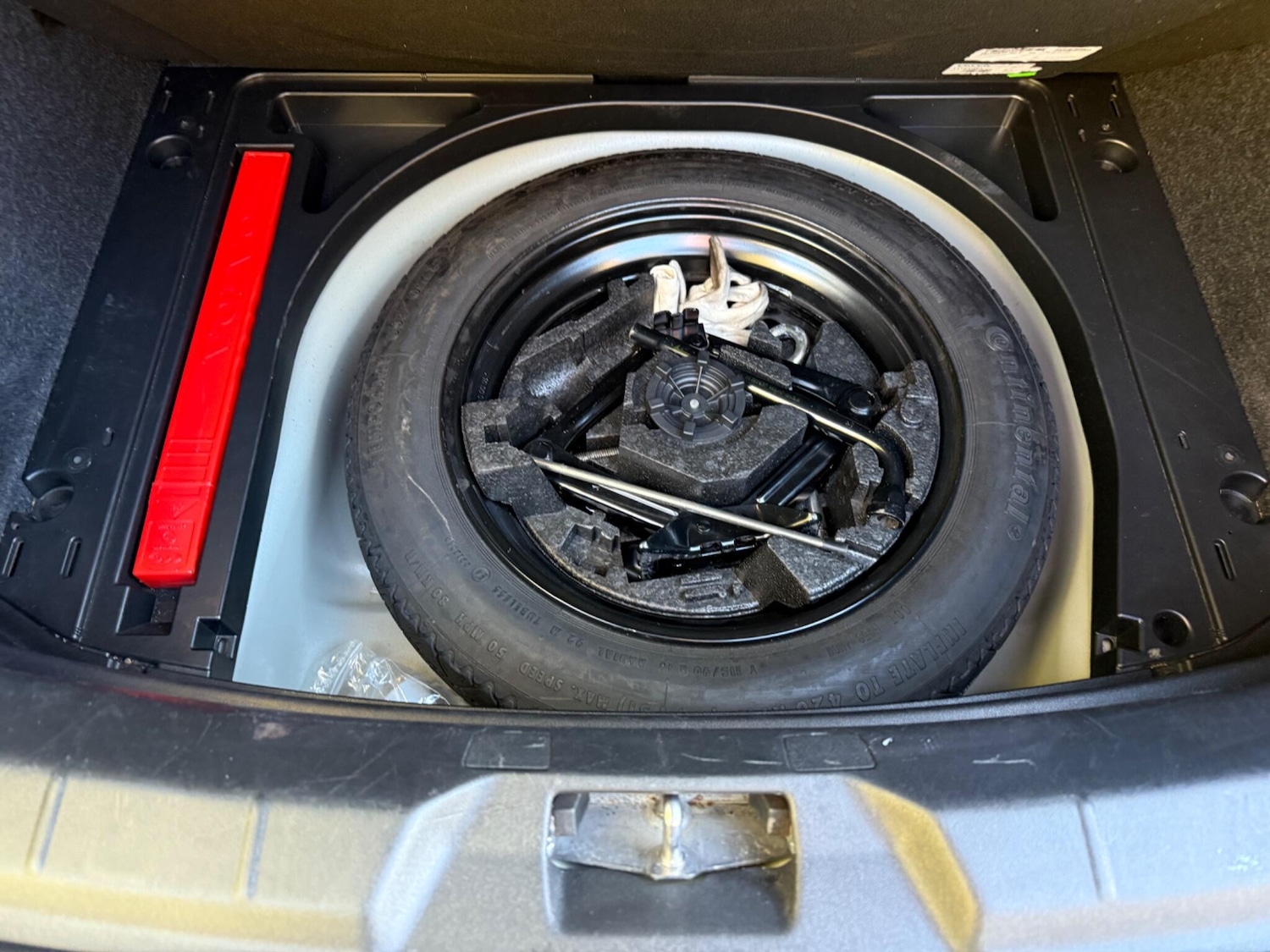 Used Volvo V40 2016 for sale - 76658167: Photo 33