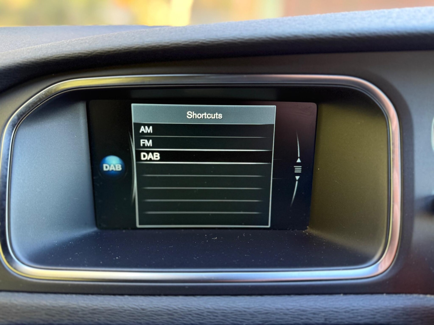 Used Volvo V40 2016 for sale - 76658167: Photo 56