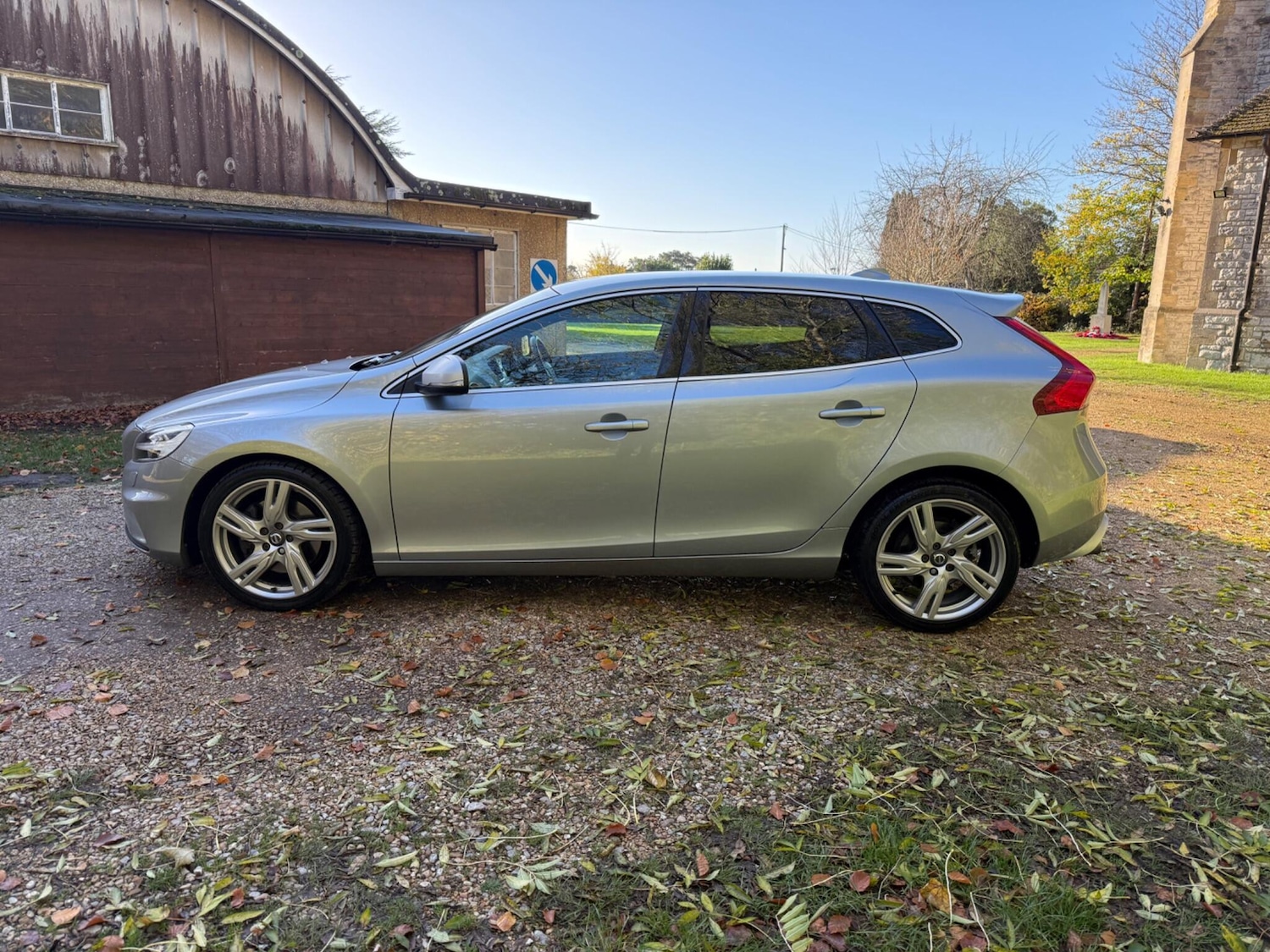 Used Volvo V40 2016 for sale - 76658167: Photo 6