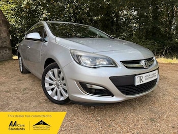 Used Vauxhall Astra 2012 for sale - 79452747: Photo