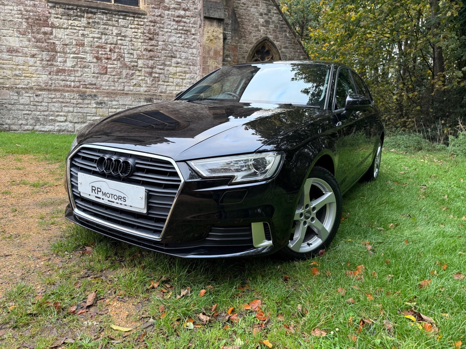 Used Audi A3 2017 for sale - 76512312: Photo 2