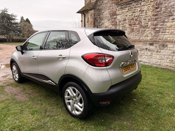 Used Renault Captur 2016 for sale - 77893079: Photo