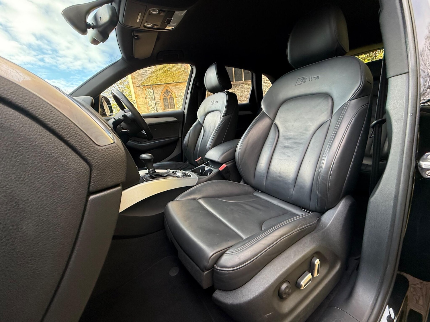 Used Audi Q5 2016 for sale - 76645652: Photo 31