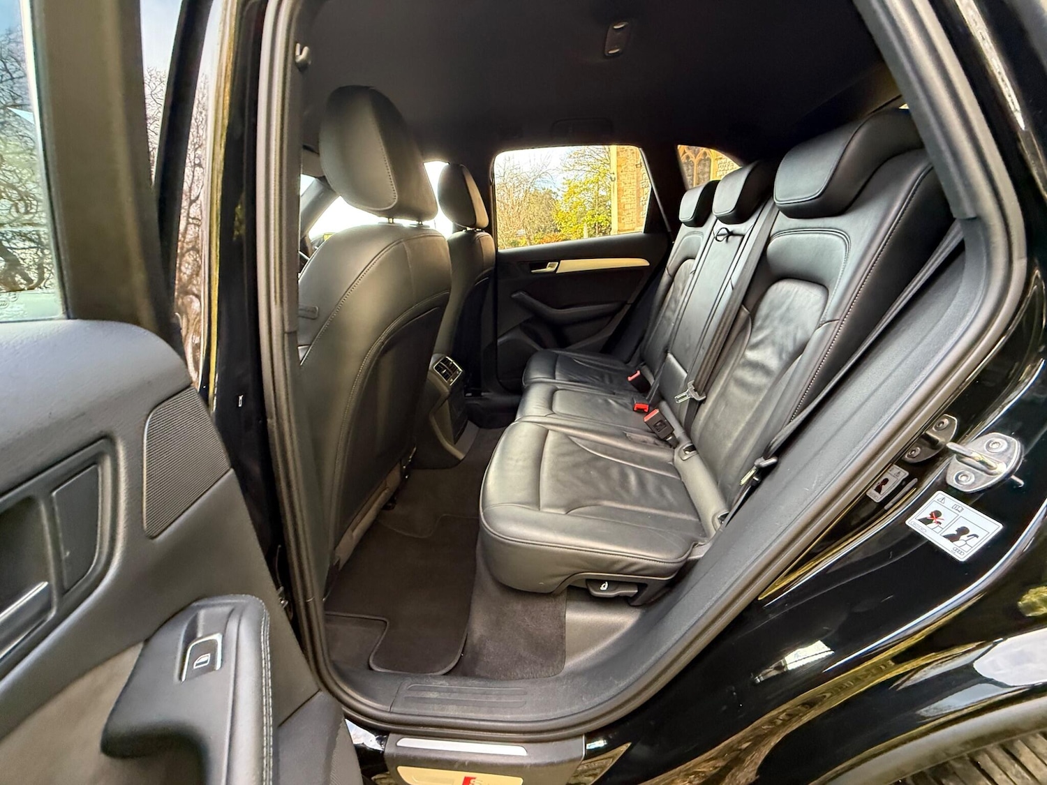 Used Audi Q5 2016 for sale - 76645652: Photo 32