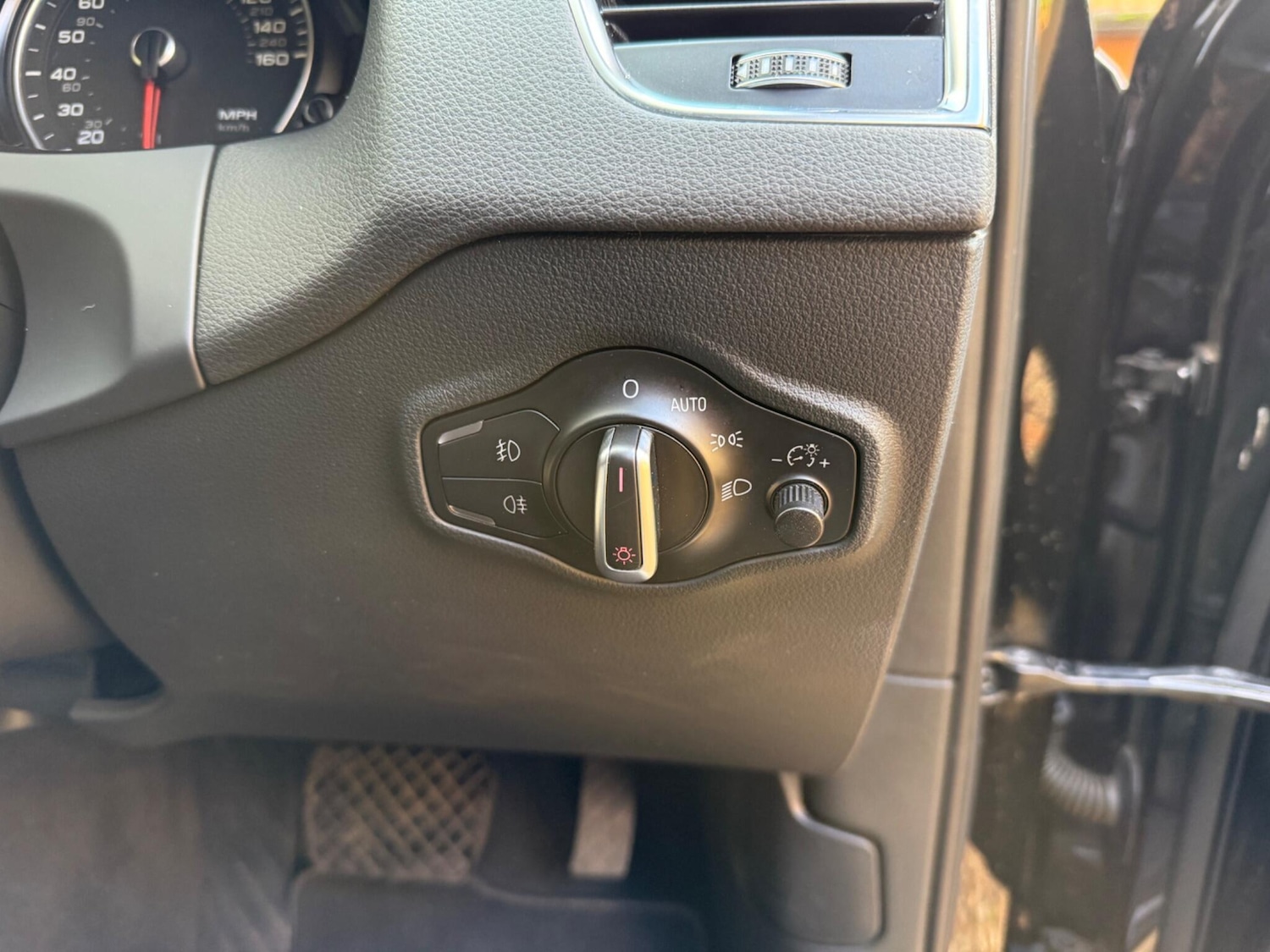 Used Audi Q5 2016 for sale - 76645652: Photo 55