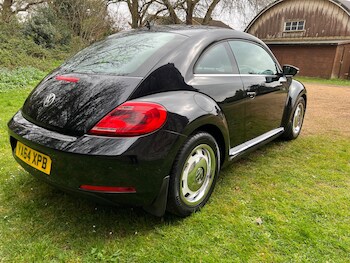 Used Volkswagen Beetle 2015 for sale - 78085862: Photo