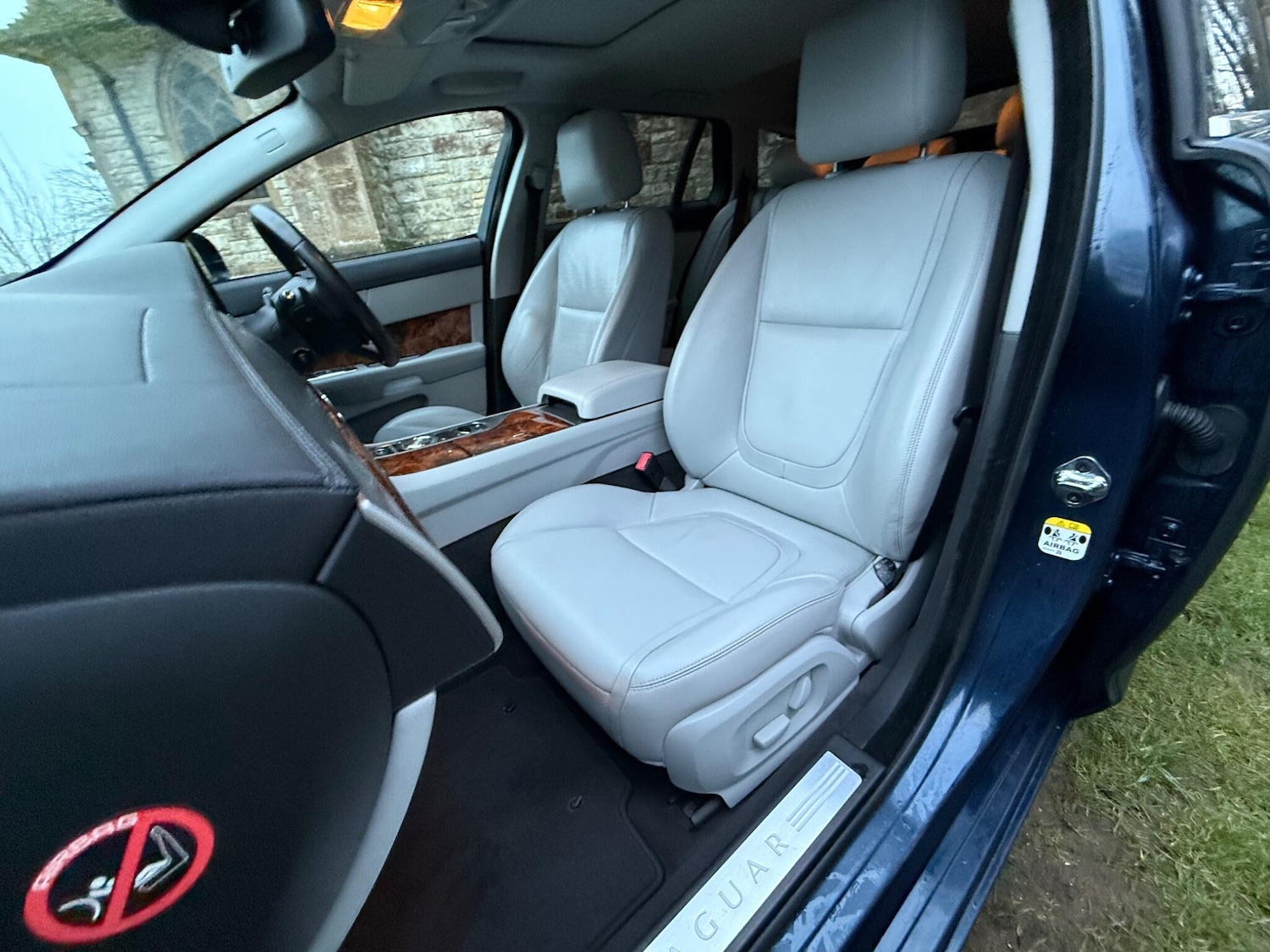 Used Jaguar XF 2013 for sale - 77155656: Photo 29