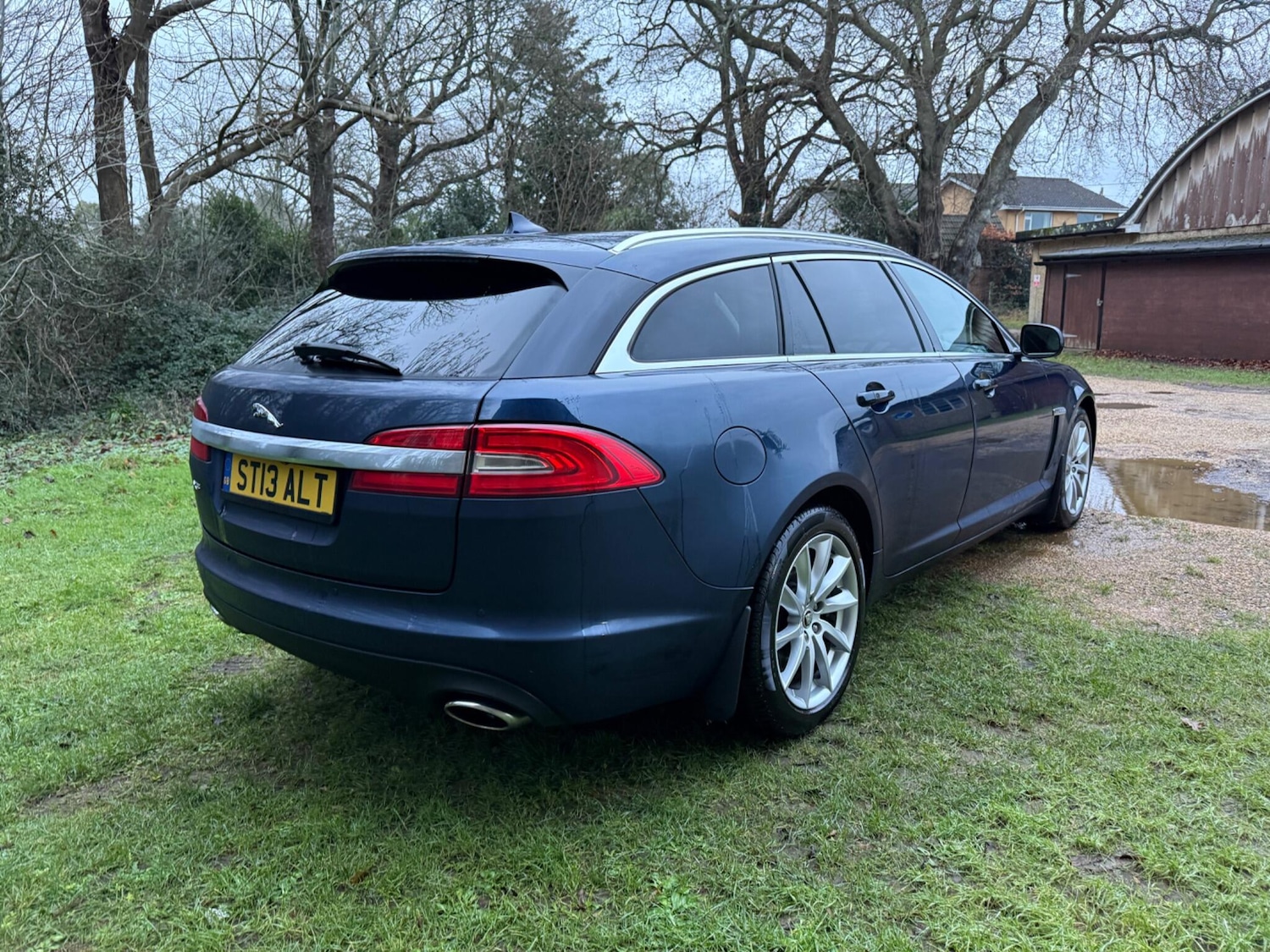 Used Jaguar XF 2013 for sale - 77155656: Photo 4