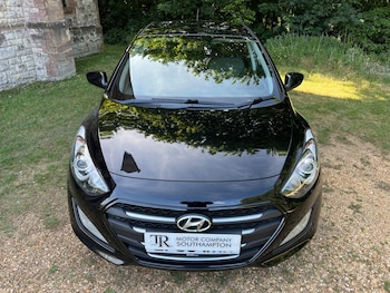 Used Hyundai i30 2016 for sale - 78771461: Photo