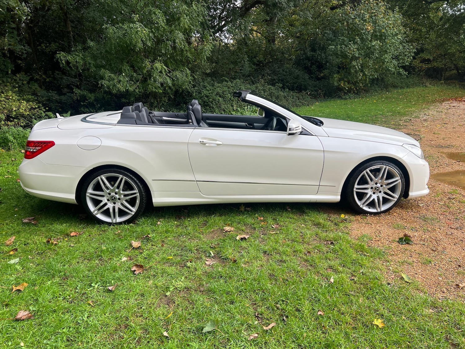 Used Mercedes-Benz E Class 2013 for sale - 76371375: Photo 10