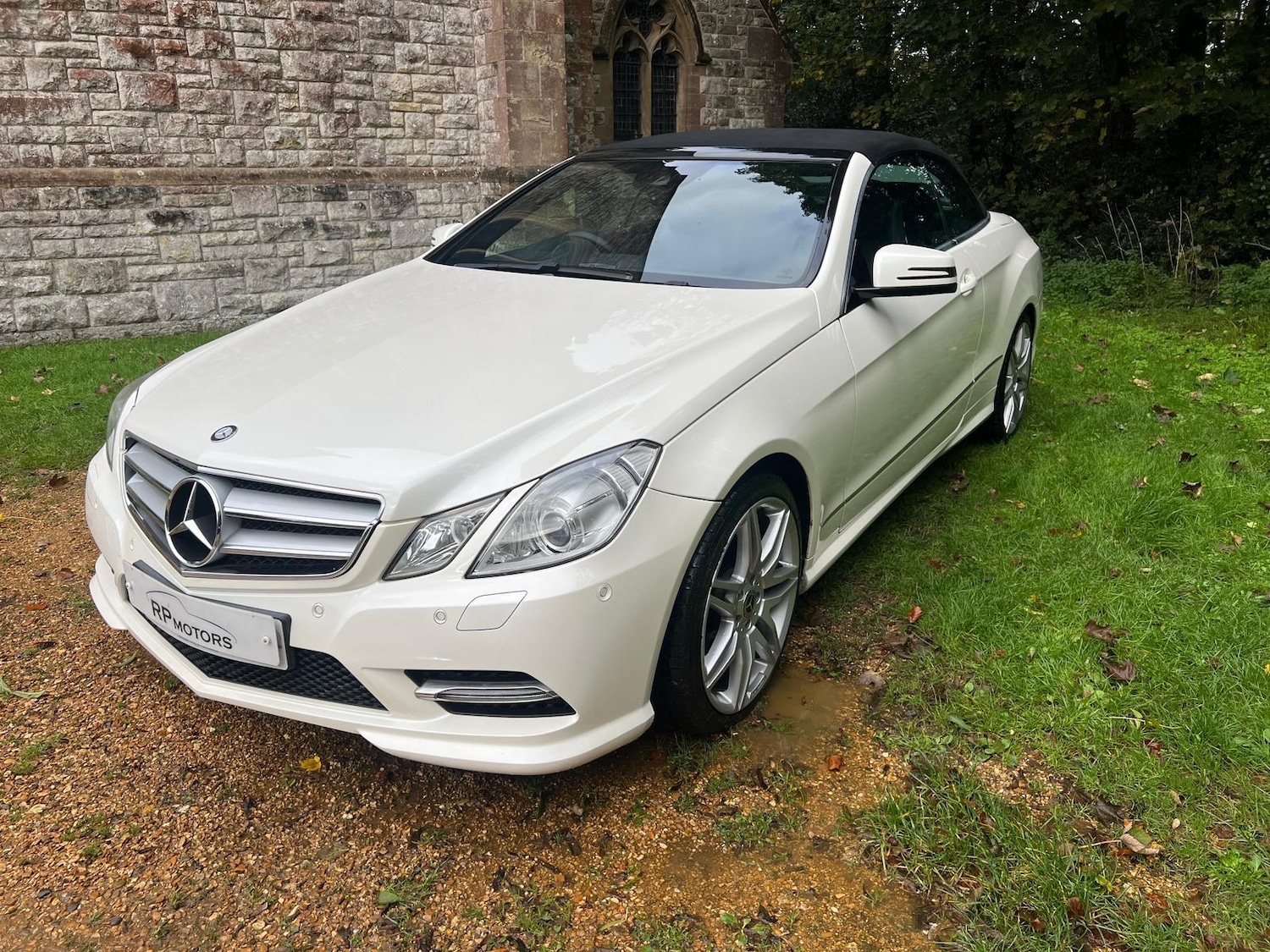 Used Mercedes-Benz E Class 2013 for sale - 76371375: Photo 13