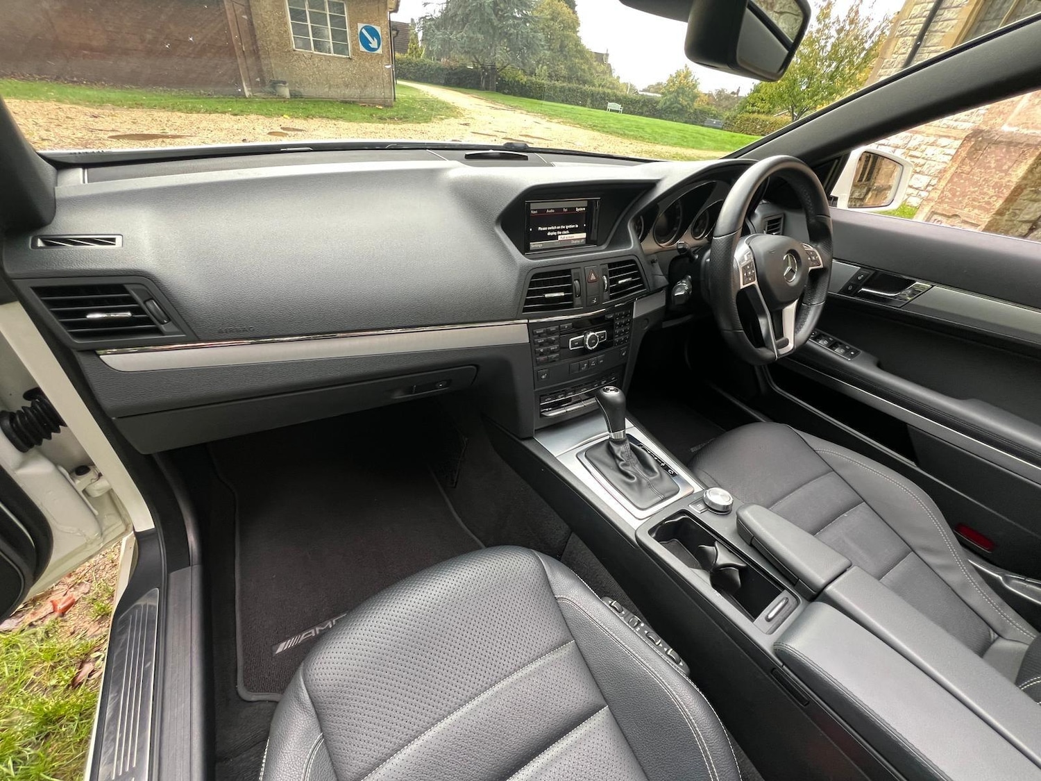 Used Mercedes-Benz E Class 2013 for sale - 76371375: Photo 20
