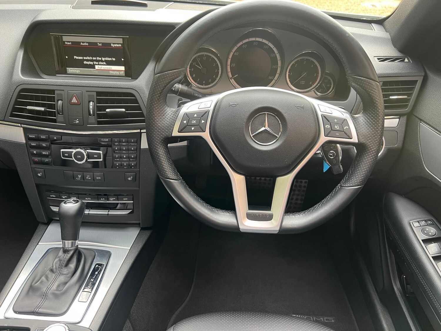 Used Mercedes-Benz E Class 2013 for sale - 76371375: Photo 30