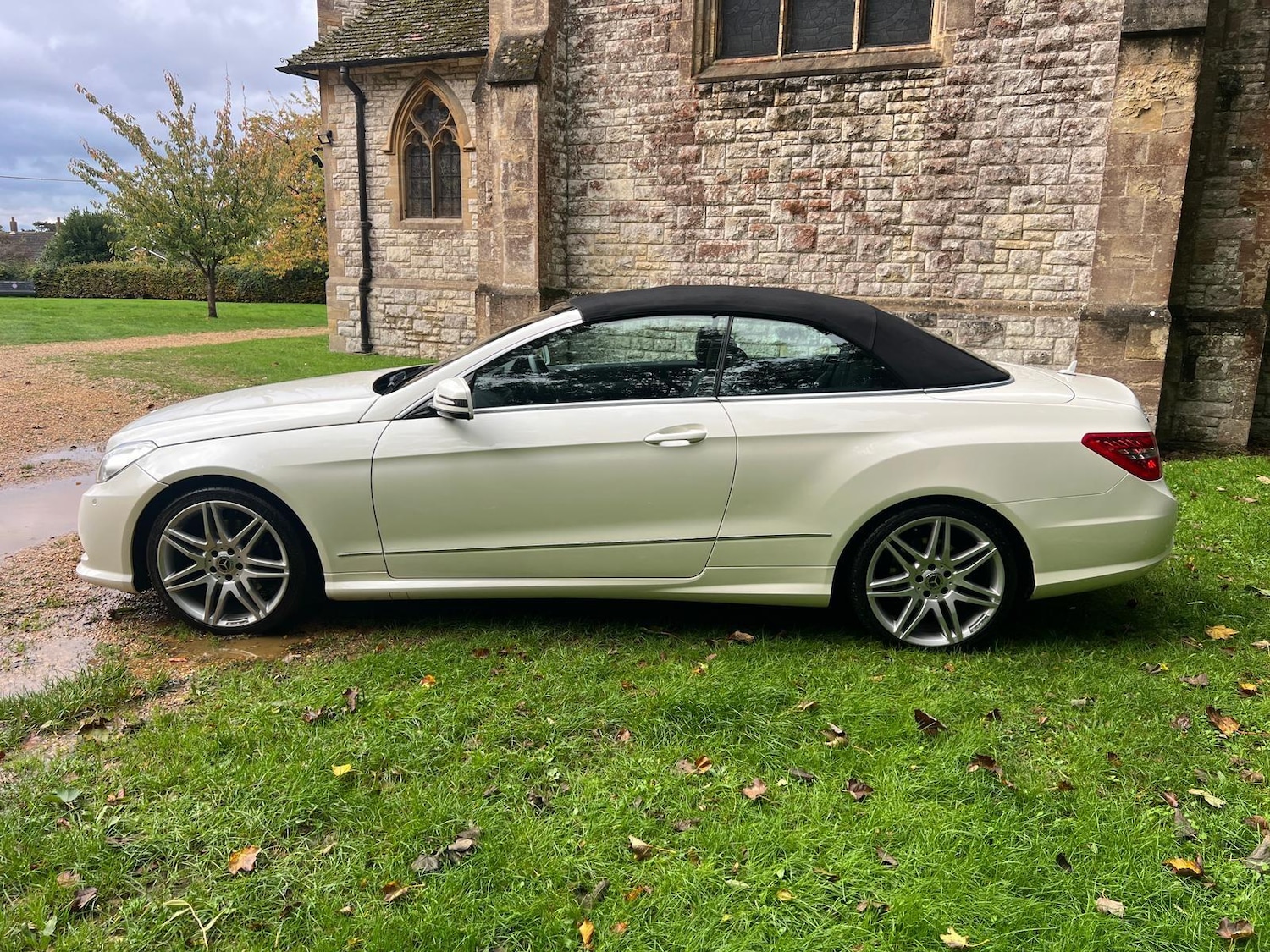 Used Mercedes-Benz E Class 2013 for sale - 76371375: Photo 5