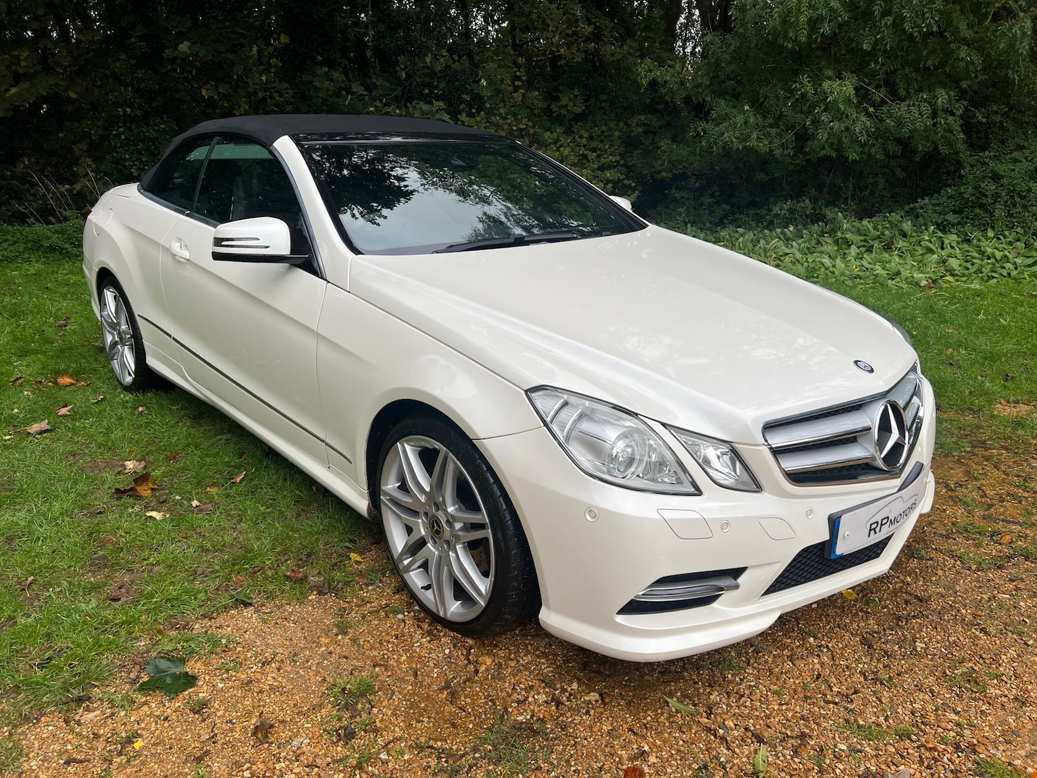 Used Mercedes-Benz E Class 2013 for sale - 76371375: Photo 8