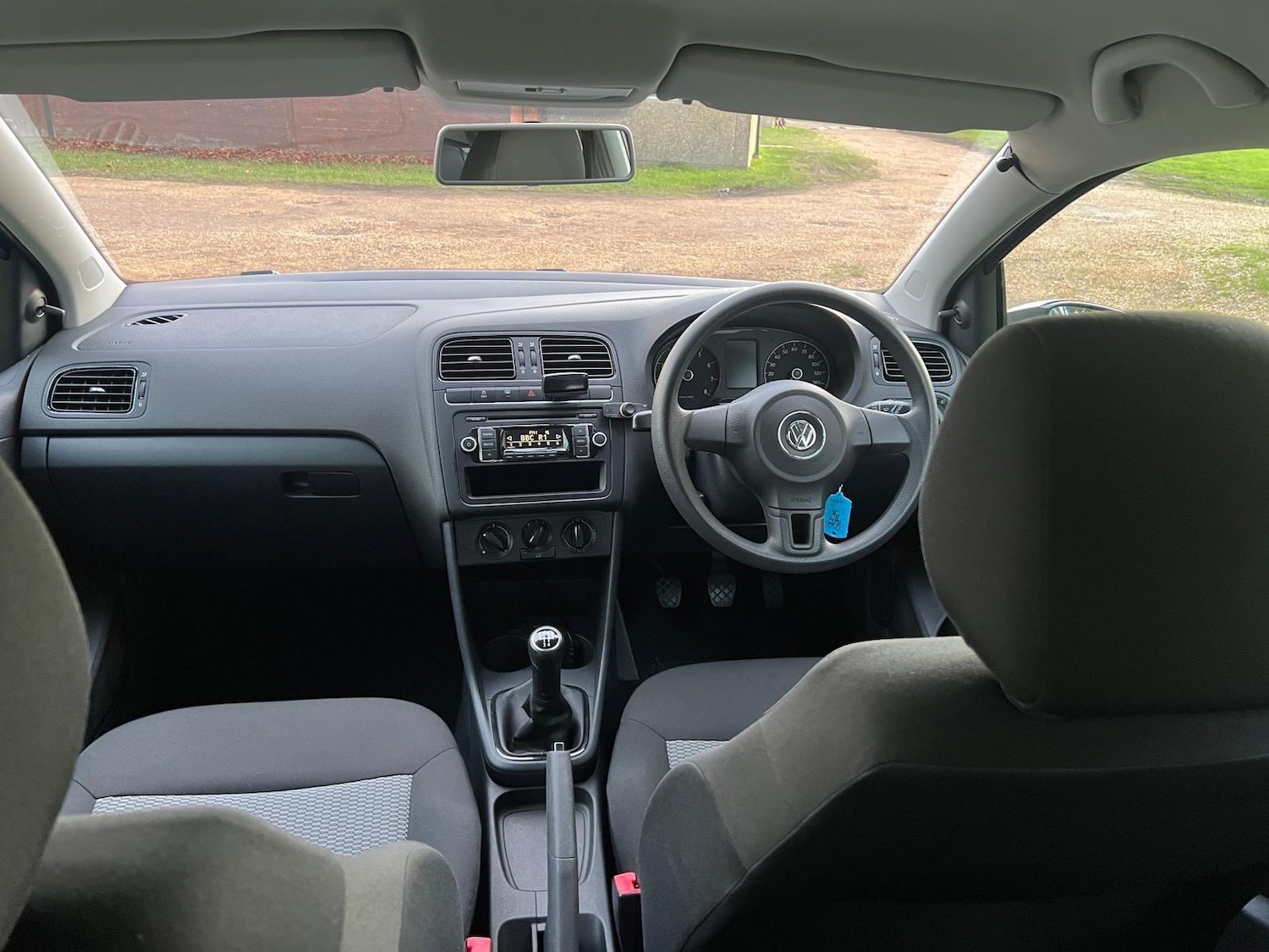 Used Volkswagen Polo 2012 for sale - 76942544: Photo 16